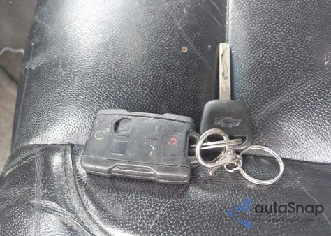 2015 Chevrolet Suburban 1500 Lt из США, поврежденный, VIN 1GNSKJKC4FR152116